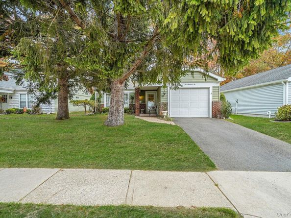 202 Belfast Lane, Ridge NY 11961