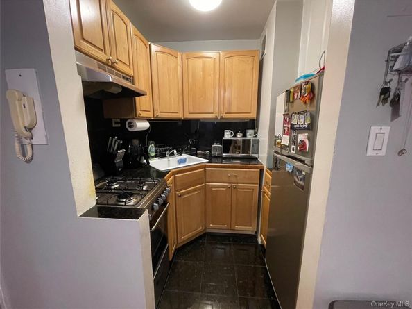 2815 Ocean Parkway 3G, Brooklyn NY 11235