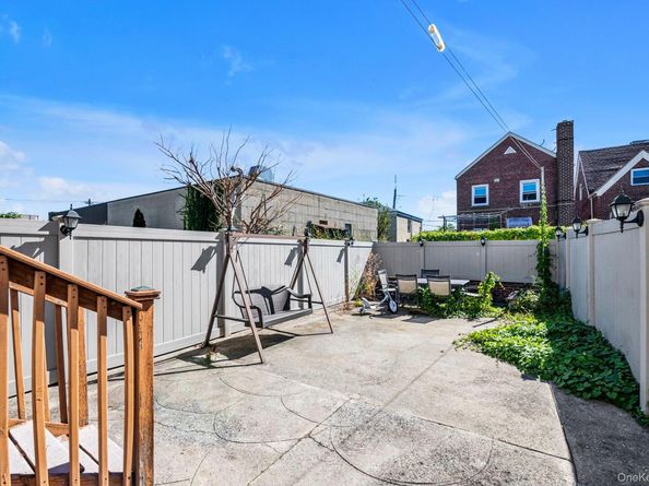 1554 McDonald Street, Bronx NY 10461