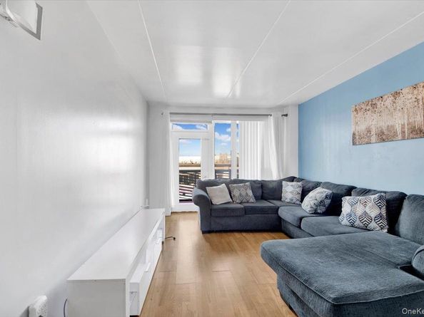 853 Macy Place 4H, Bronx NY 10455