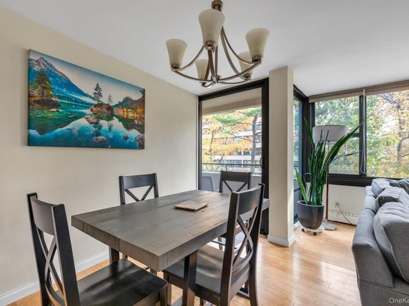 10-21 162 Street 3A, Beechhurst NY 11357