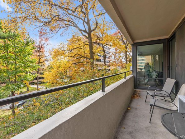 10-21 162 Street 3A, Beechhurst NY 11357