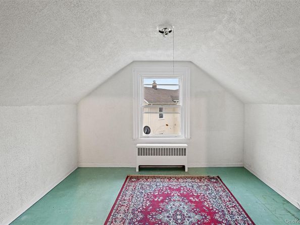 3 Clinton Avenue, Pleasantville NY 10570