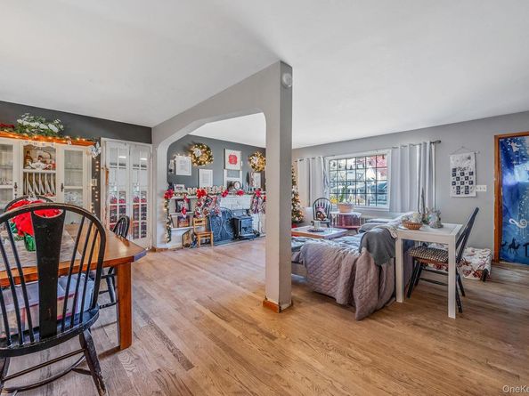 54 Landview Drive, Dix Hills NY 11746