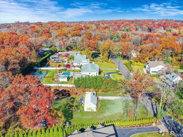 54 Landview Drive, Dix Hills NY 11746