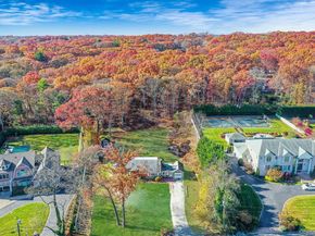 54 Landview Drive, Dix Hills NY 11746