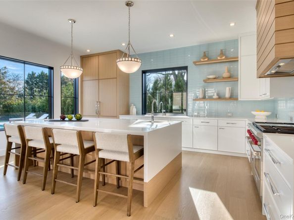 158 Cobb Road, Water Mill NY 11976