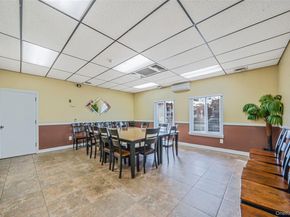 2 Alhambra Drive, Oceanside NY 11572