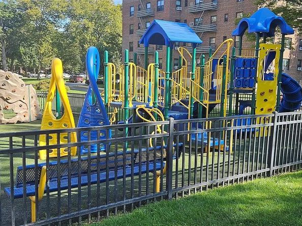 75-24 Bell Blvd. LD, Oakland Gardens NY 11364