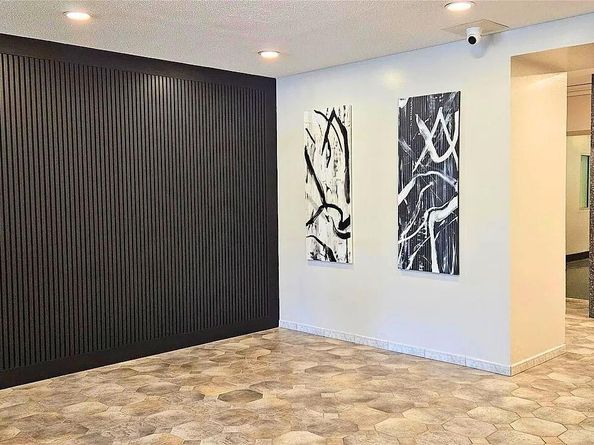 75-24 Bell Blvd. LD, Oakland Gardens NY 11364