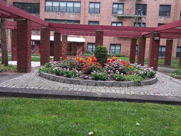 75-24 Bell Blvd. LD, Oakland Gardens NY 11364