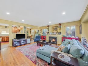 43 Shortridge Drive, Mineola NY 11501