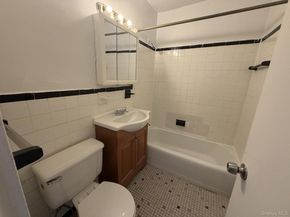 Undisclosed Address #924280, Kew Gardens NY 11415