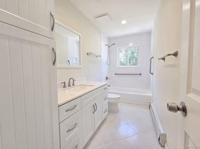 76 Skylark Drive, Holtsville NY 11742