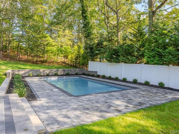 29 Seward Drive, Dix Hills NY 11746