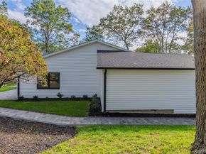 29 Seward Drive, Dix Hills NY 11746