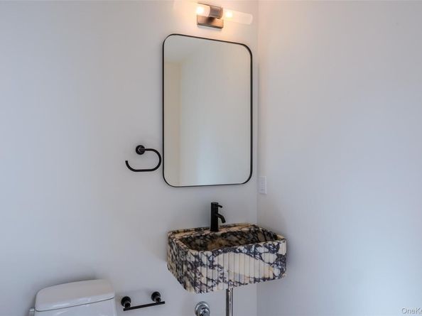 29 Seward Drive, Dix Hills NY 11746