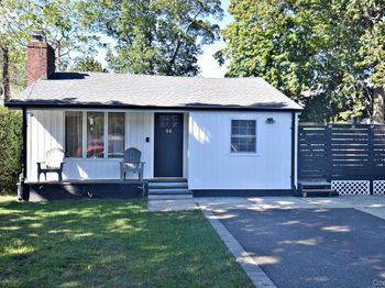 30 3rd Avenue
