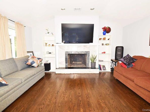 30 3rd Avenue, Huntington Station NY 11746