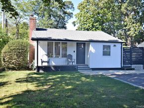 30 3rd Avenue, Huntington Station NY 11746