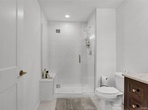 704 Breton Way 704, Glen Cove NY 11542