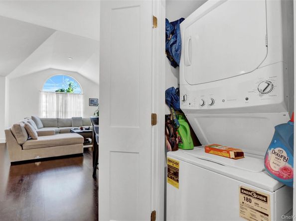 704 Breton Way 704, Glen Cove NY 11542