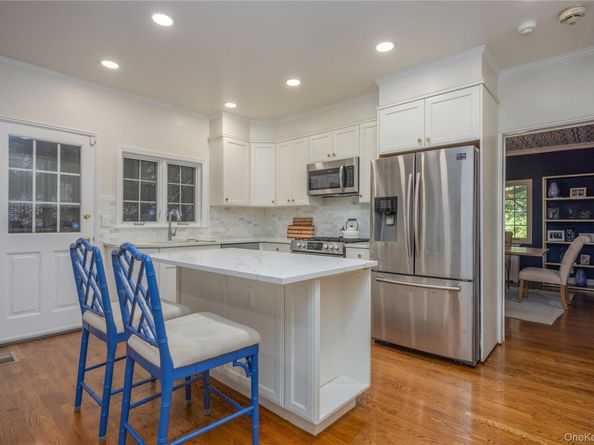 209 Pondfield Road W, Bronxville NY 10708
