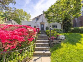 209 Pondfield Road W, Bronxville NY 10708