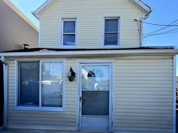 5 Bayview Avenue