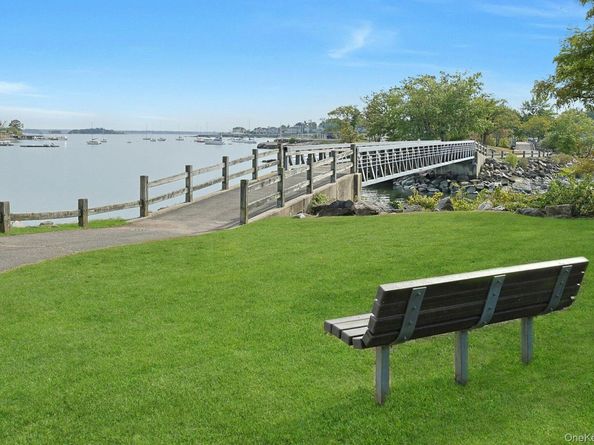 125 Sun Haven Drive, New Rochelle NY 10801