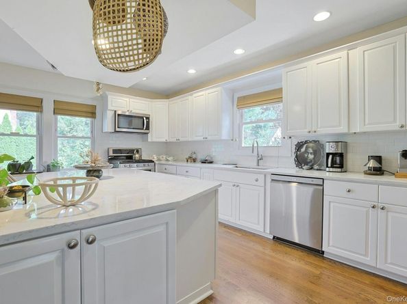 125 Sun Haven Drive, New Rochelle NY 10801