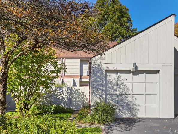 40 Pine Ridge Road, Larchmont NY 10538