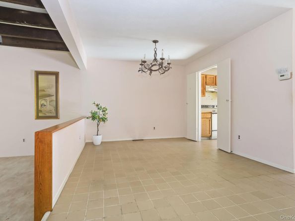 40 Pine Ridge Road, Larchmont NY 10538