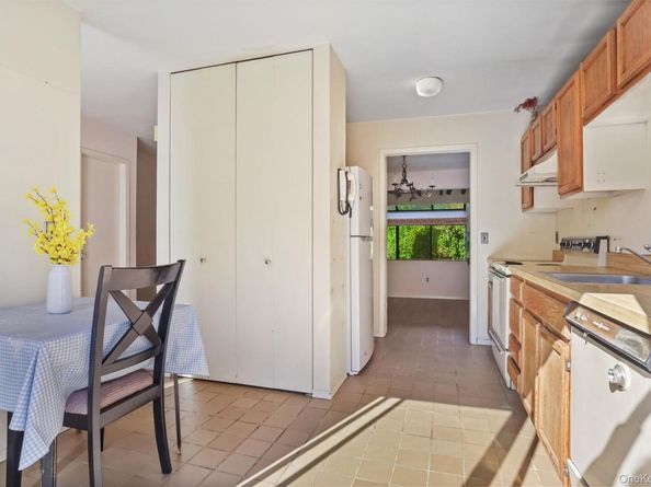 40 Pine Ridge Road, Larchmont NY 10538