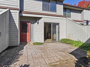 40 Pine Ridge Road, Larchmont NY 10538