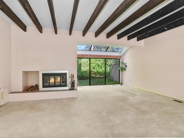 40 Pine Ridge Road, Larchmont NY 10538