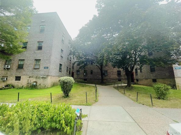 144-22 78th Avenue 3Fl, Flushing NY 11367