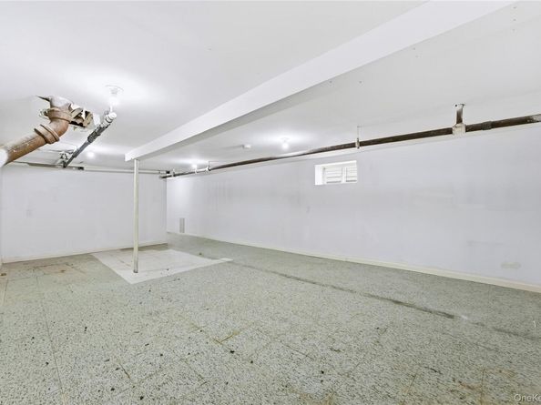 820 Penfield Street, Bronx NY 10470