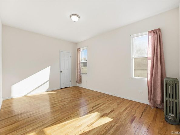 820 Penfield Street, Bronx NY 10470