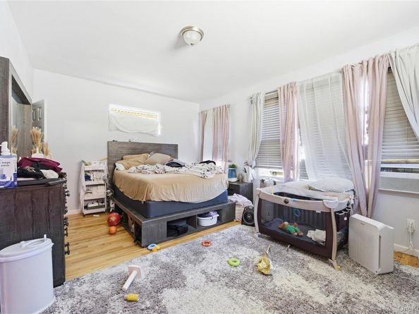 820 Penfield Street, Bronx NY 10470