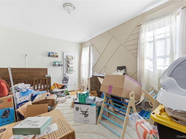 820 Penfield Street, Bronx NY 10470