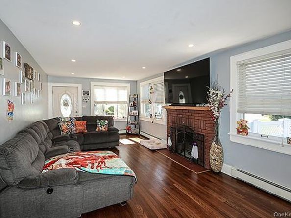 22 Davenport Place, Bellmore NY 11710