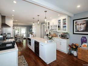 22 Davenport Place, Bellmore NY 11710