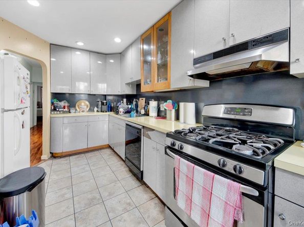1858 Wallace Avenue, Bronx NY 10462