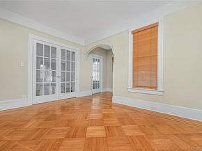 215 Conklin Street, Farmingdale NY 11735