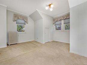 215 Conklin Street, Farmingdale NY 11735