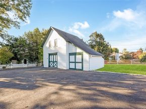 215 Conklin Street, Farmingdale NY 11735