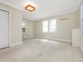 215 Conklin Street, Farmingdale NY 11735