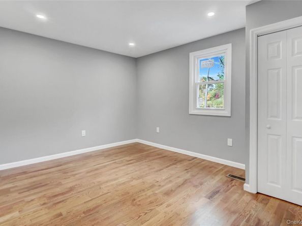 239 Bayview Avenue, East Patchogue NY 11772