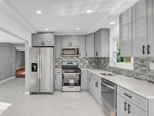 239 Bayview Avenue, East Patchogue NY 11772